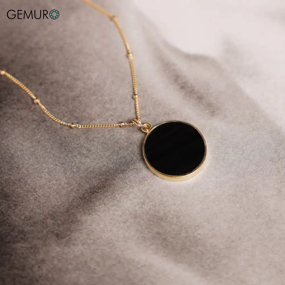GEMURO Black Obsidian Circle Pendant Necklace – Invisible Armor for Urban Warriors ⚫️🔗