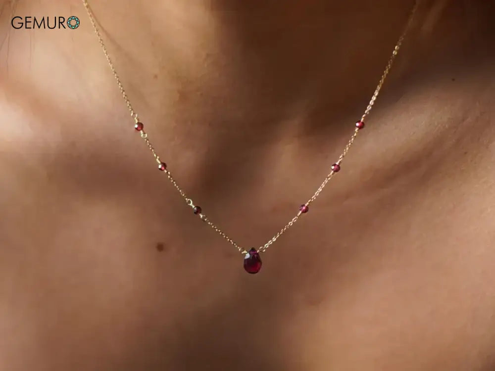 GEMURO Dainty Garnet Necklace – 14k Gold Filled January Birthstone Tiny Fire for Every Day 🔥
