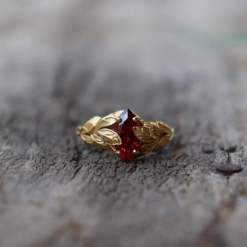 GEMURO Marquise Garnet Ring – 925 Silver, 14k Gold, Passion-Cut for Bold Hearts | January Birthstone Engagement Gift 💍🔥