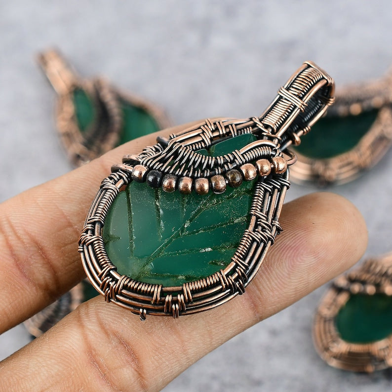 Handmade Green Onyx Leaf Pendant – Copper Wire Wrapped Gemstone Necklace 🍃✨