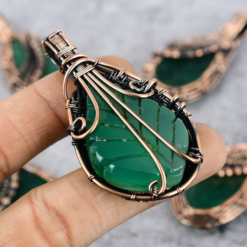 Handmade Green Onyx Leaf Pendant – Copper Wire Wrapped Gemstone Necklace 🍃✨