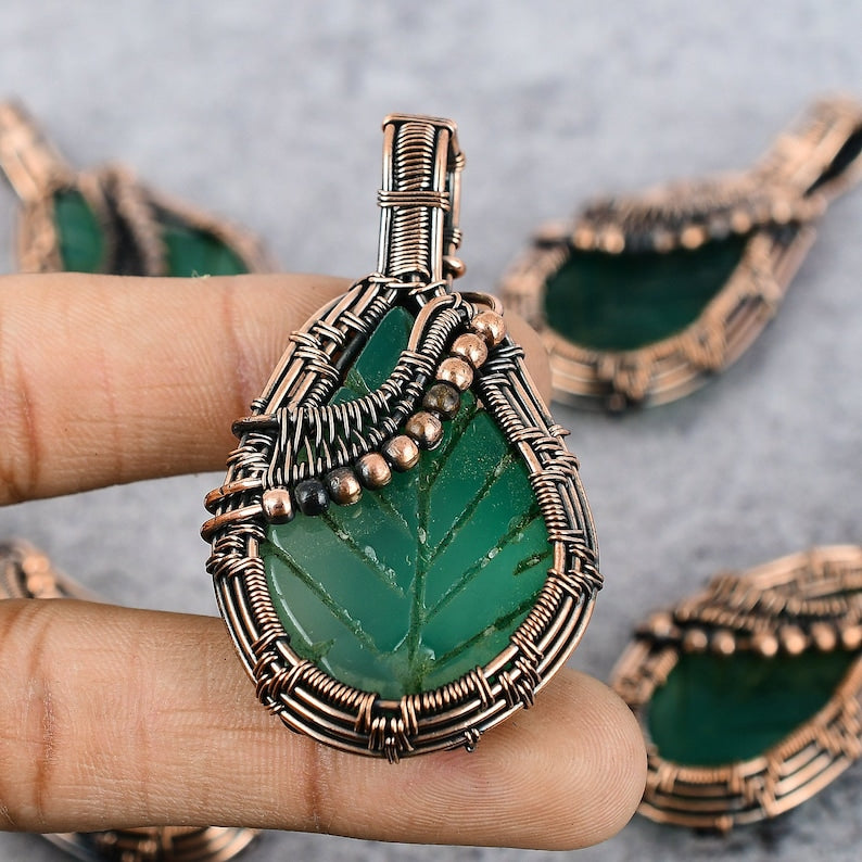 Handmade Green Onyx Leaf Pendant – Copper Wire Wrapped Gemstone Necklace 🍃✨