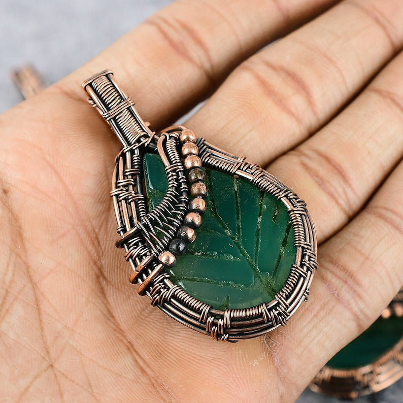 Handmade Green Onyx Leaf Pendant – Copper Wire Wrapped Gemstone Necklace 🍃✨