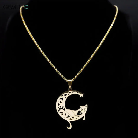 GEMURO Cat & Moon Gold Necklace – Whimsical Cartoon Pendant | Celestial C-Shaped Charm for Dreamers & Cat Lovers ✨