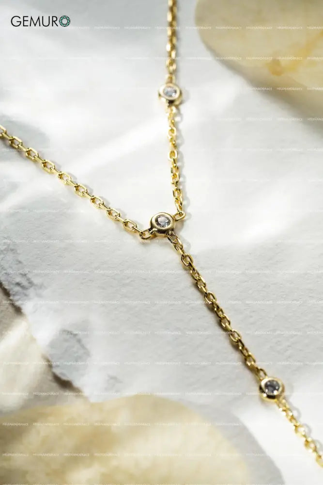 GEMURO Dainty Gold Hand Chain – The Bracelet of Unconditional Love ✨