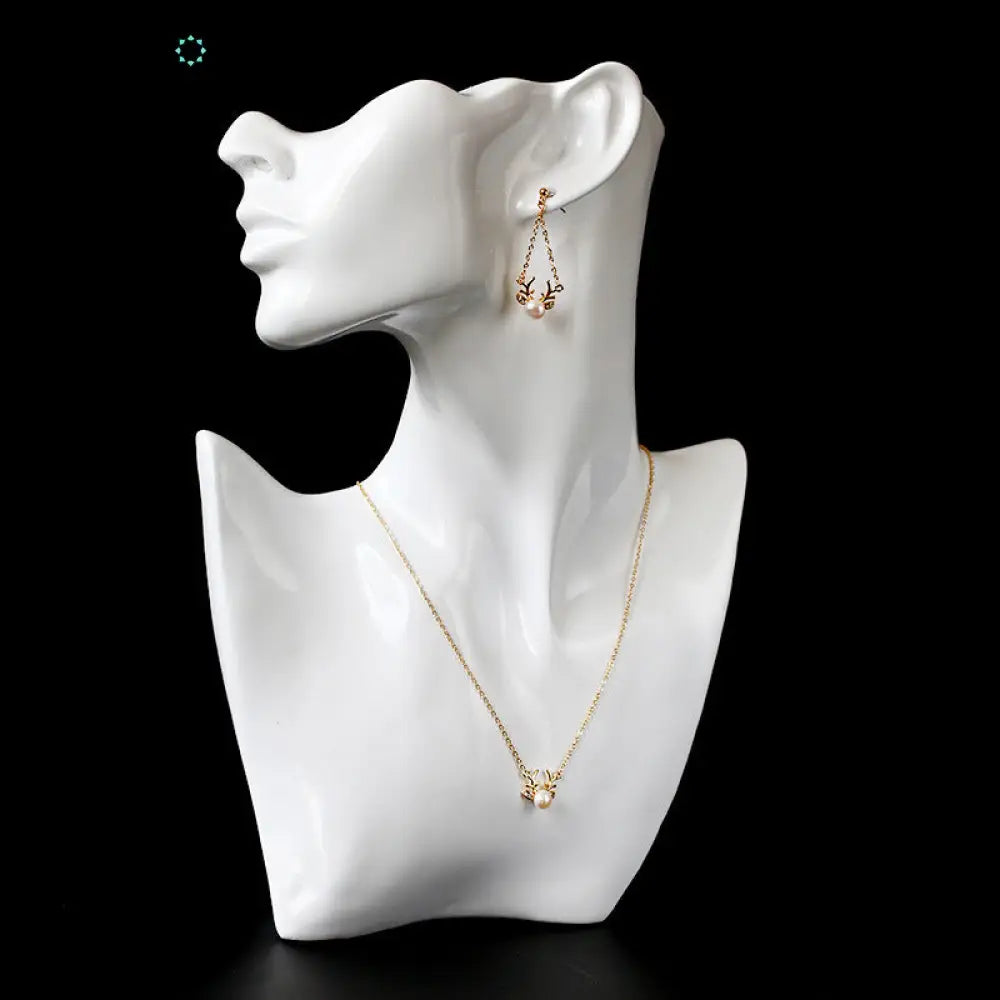 GEMURO Elegant Deer & Freshwater Pearl Necklace Set | 14K Gold Plated Copper | Nature-Inspired Jewelry for Women Deer