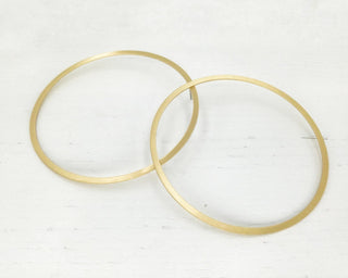 GEMURO Oversized Gold Hoop Earrings | Geometric Statement Large Hoops