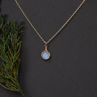 GEMURO Natural Moonstone Necklace – Dainty Gold Handmade Healing Crystal Jewelry | Gift for Her ✨