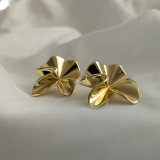 ✨GEMURO 18K Gold-Plated Stainless Steel Earrings – Timeless Elegance & Everyday Luxury