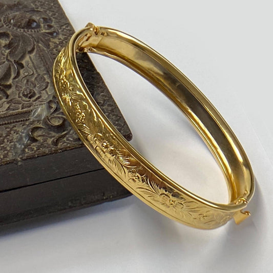 GEMURO Victorian Vintage Gold Bangle Bracelet | Antique Hinged Bangle for Slender Wrists | Floral Embossed Design